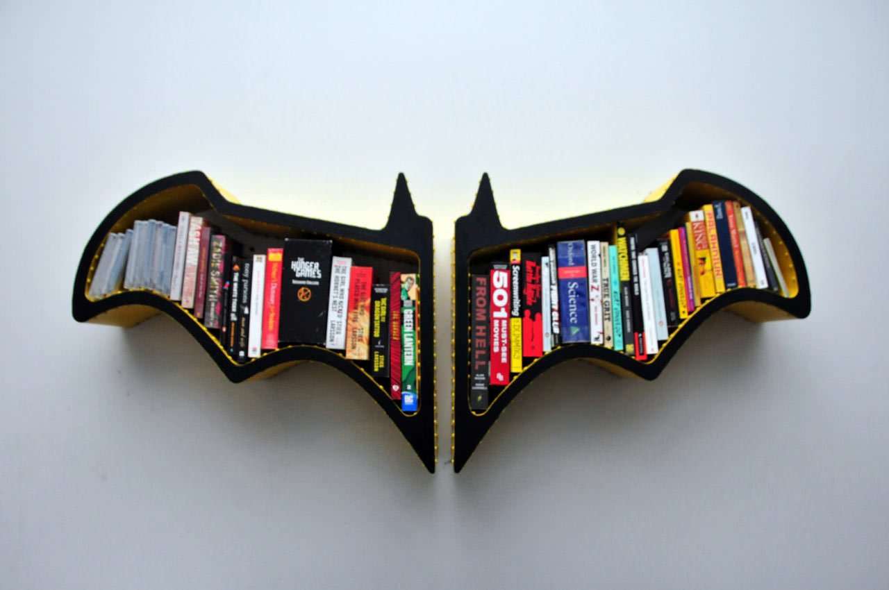 batman-bookshelf-1