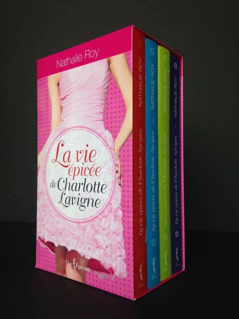 Coffret - La Vie épicée de Charlotte Lavigne main image 1