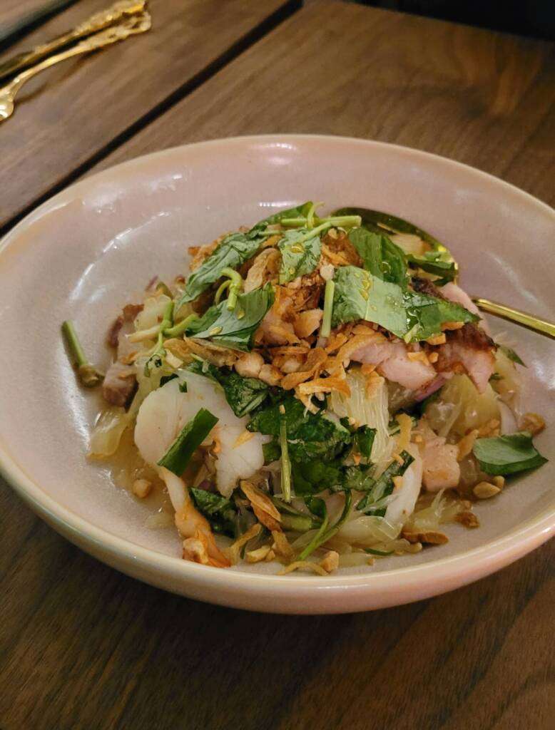 Hang : restaurant de haute cuisine vietnamienne à Montréal Salade arc-en-ciel