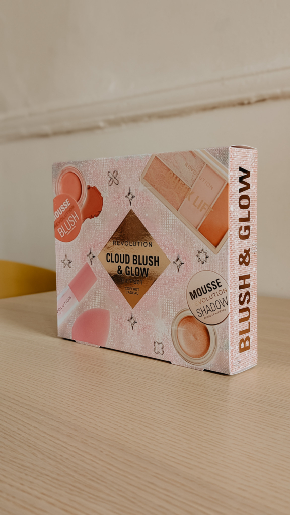 Coffret cadeau Blush nuage & highlight glow de Revolution