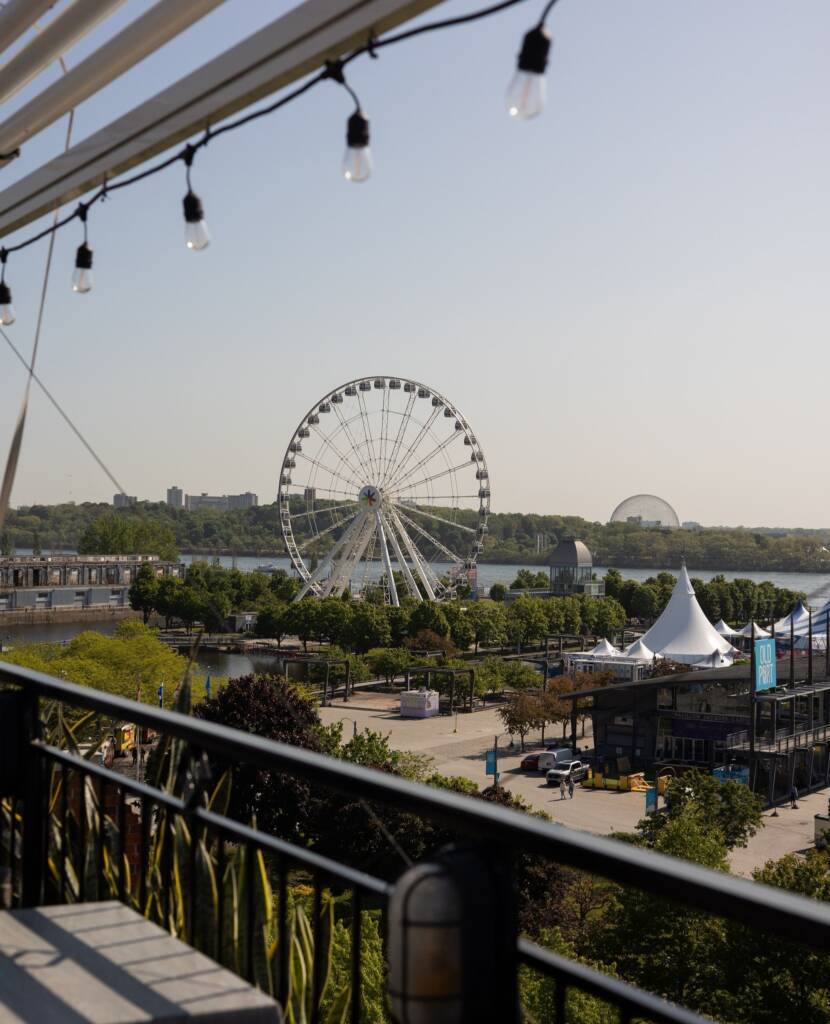Terrasse sur l’Auberge : une vue imprenable sur le Vieux-Port