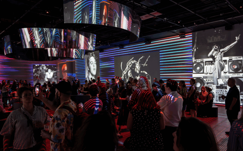 AMPLIFIÉ : l'expérience rock immersive présentée par Rolling Stone débarque à Montréal, Boucle Magazine