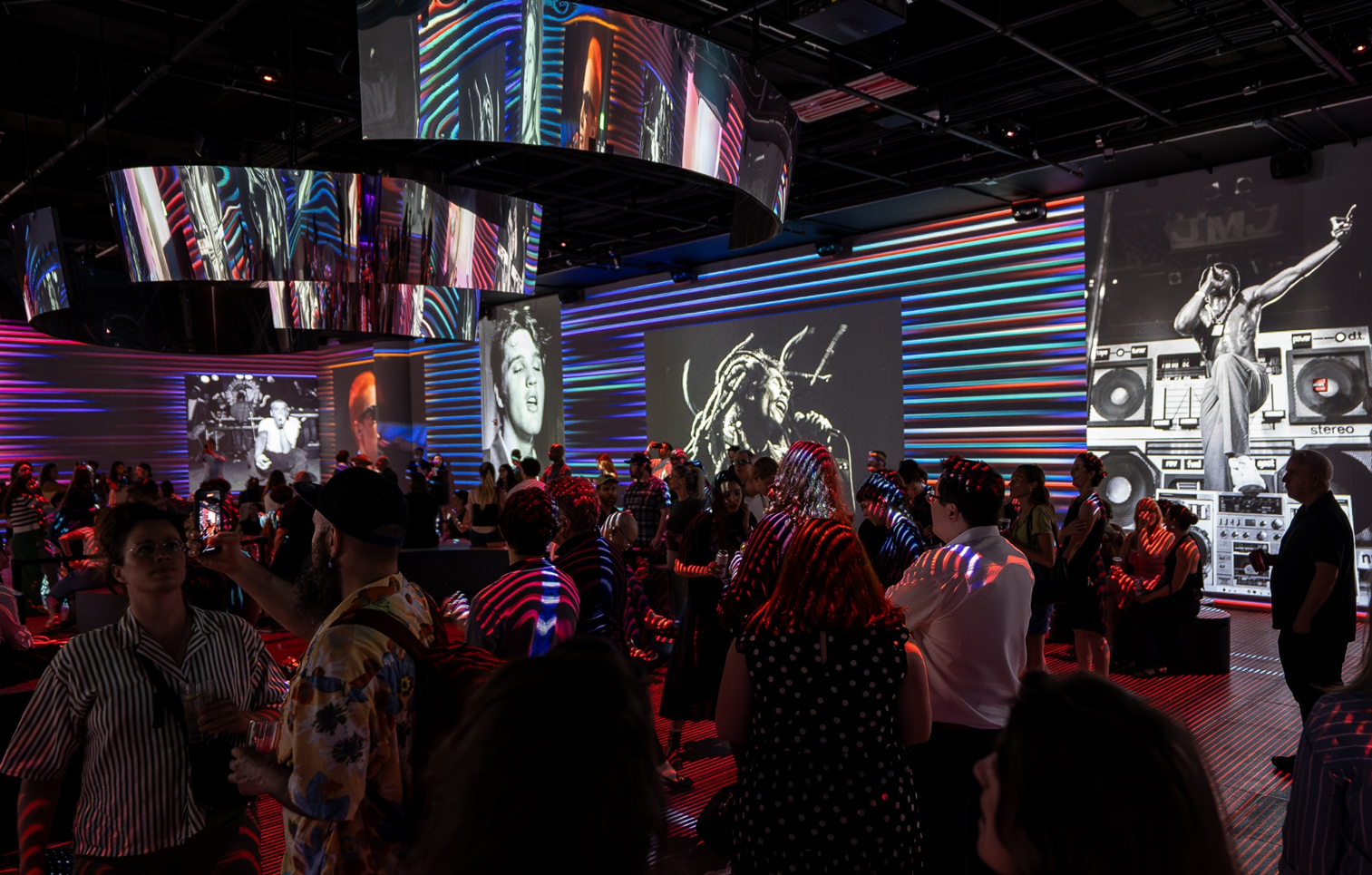 AMPLIFIÉ : l'expérience rock immersive présentée par Rolling Stone débarque à Montréal, Boucle Magazine