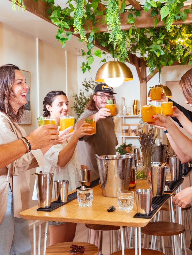 5 idées-cadeaux pour les amateurs de spiritueux Ateliers de mixologie – Tap Tap Cocktail