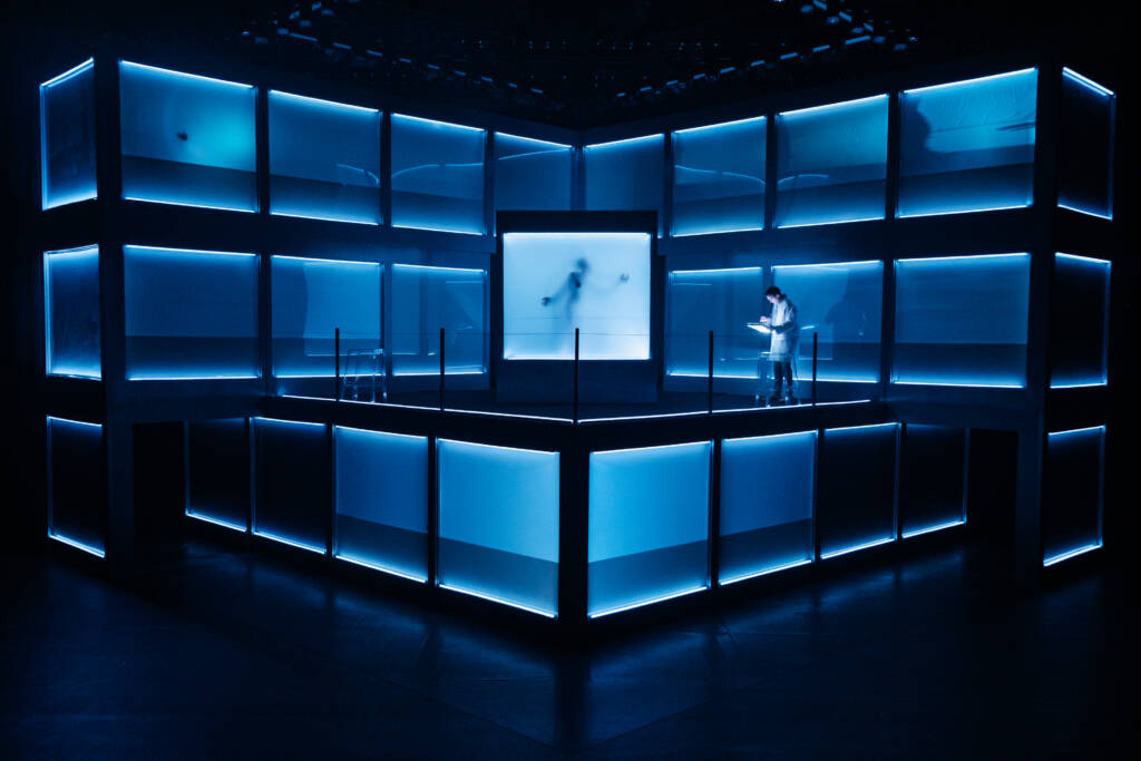 Boîte noire : une dystopie pas si loin de la réalité, Boucle Magazine