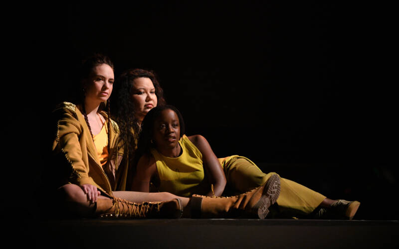 Pakuneu : enfermement et libération, Boucle Magazine