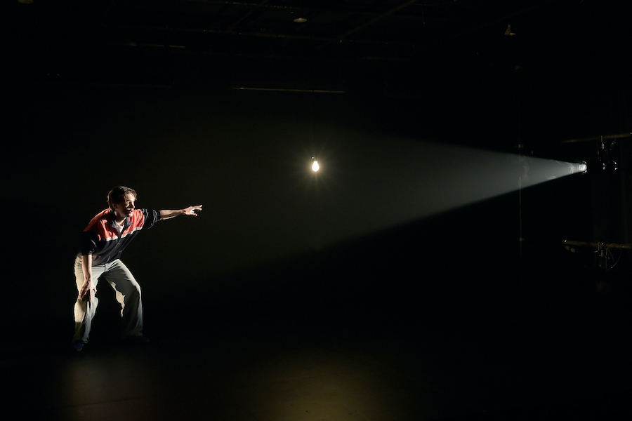 À partir de là : course dans la nuit, Boucle Magazine