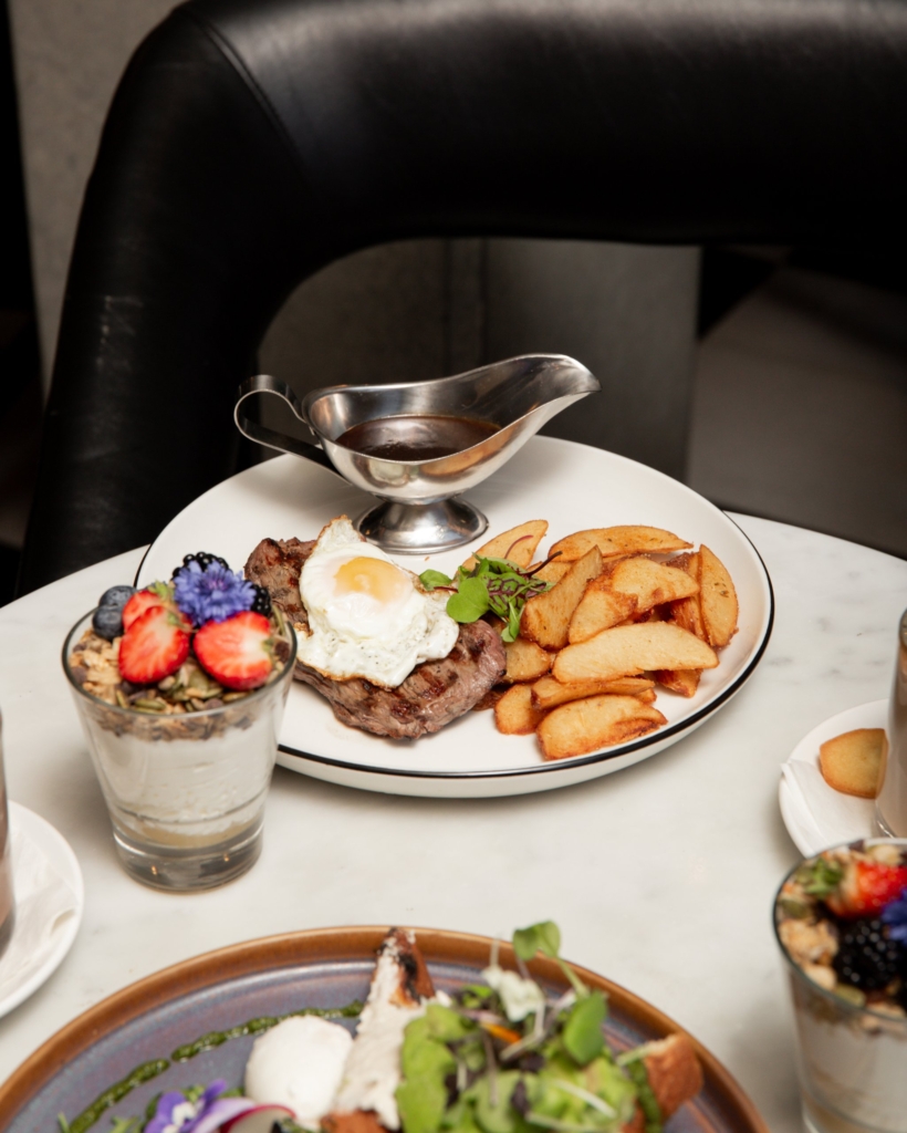 Happening Gourmand Maggie Oakes